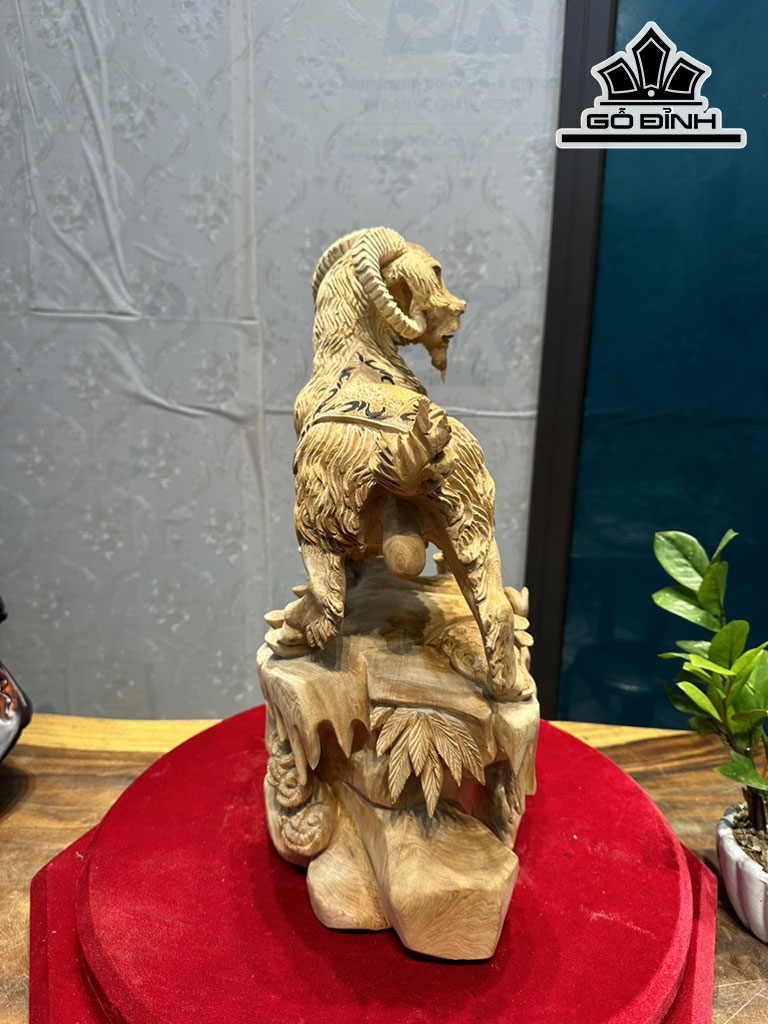 Tượng Nhất Dương Gỗ Ngọc Am Cao 50 Ngang 38 Sâu 24 (cm)