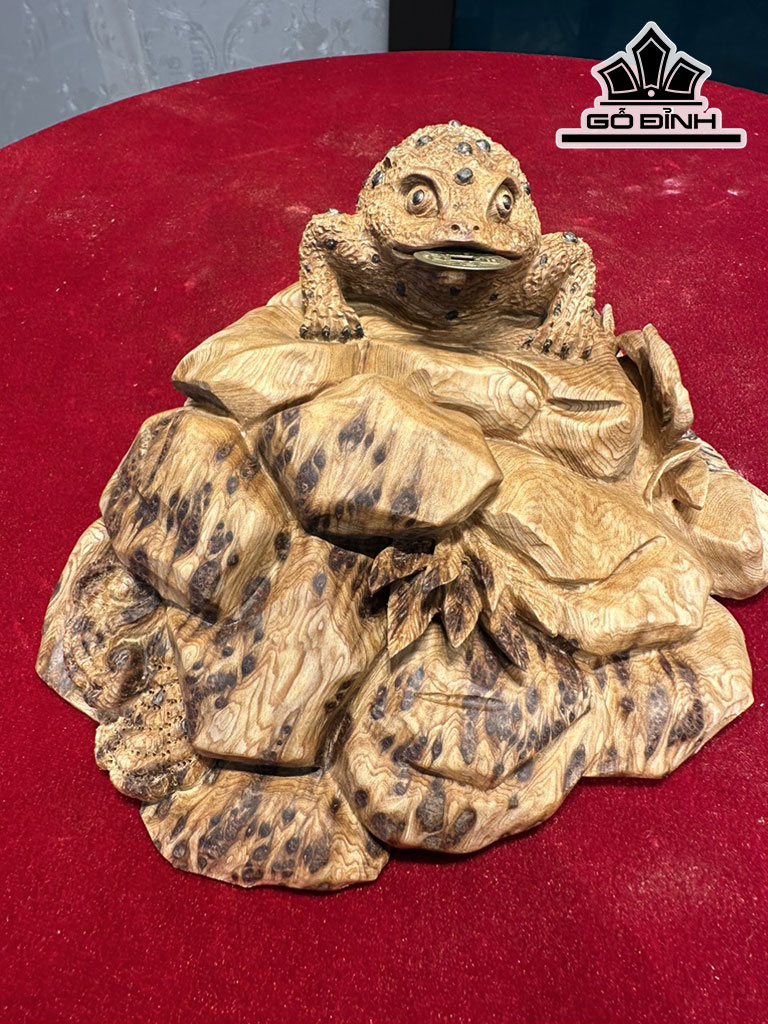 Tượng Thiềm Thừ Gỗ Nu Ngọc Am Cao 8 Ngang 16 Sâu 25 (cm)