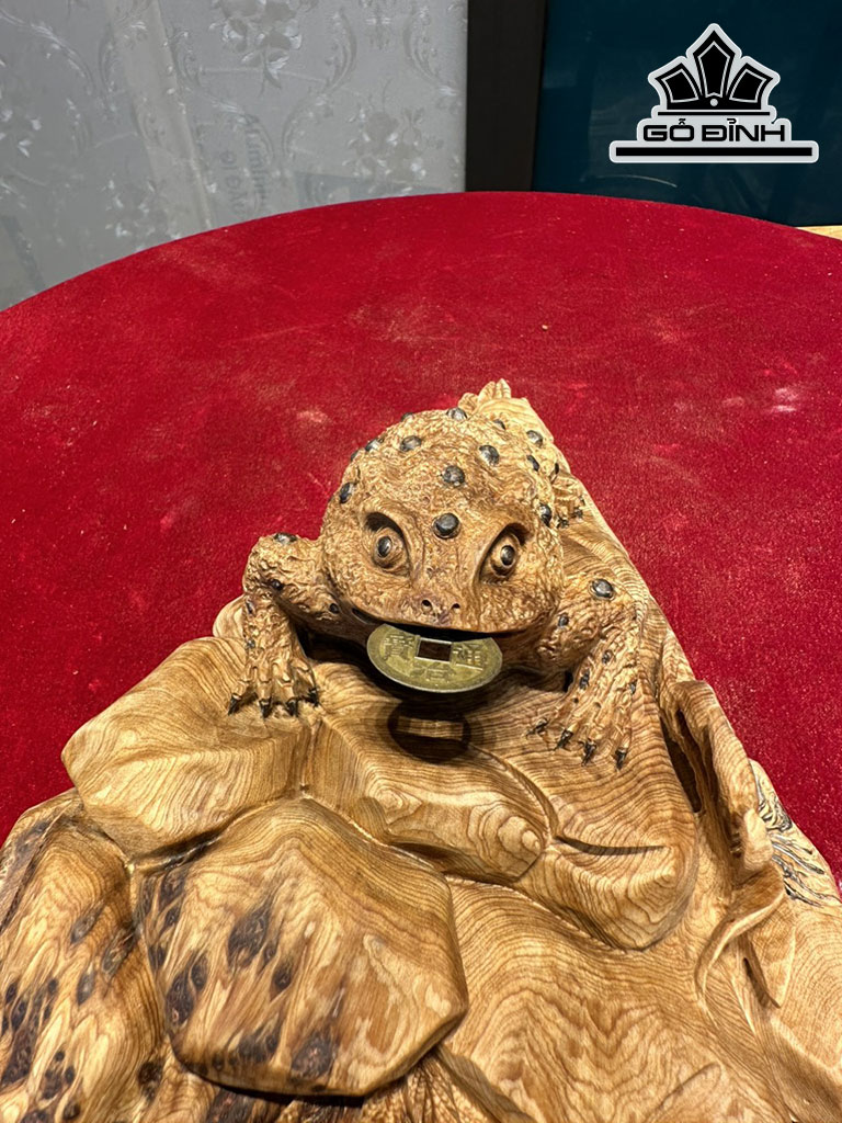 Tượng Thiềm Thừ Gỗ Nu Ngọc Am Cao 8 Ngang 16 Sâu 25 (cm)