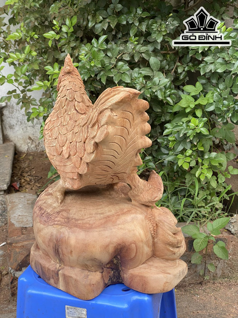 Tượng Gà Phong Thủy Gỗ Hương Cao 38 Ngang 28 Sâu 22 (cm)