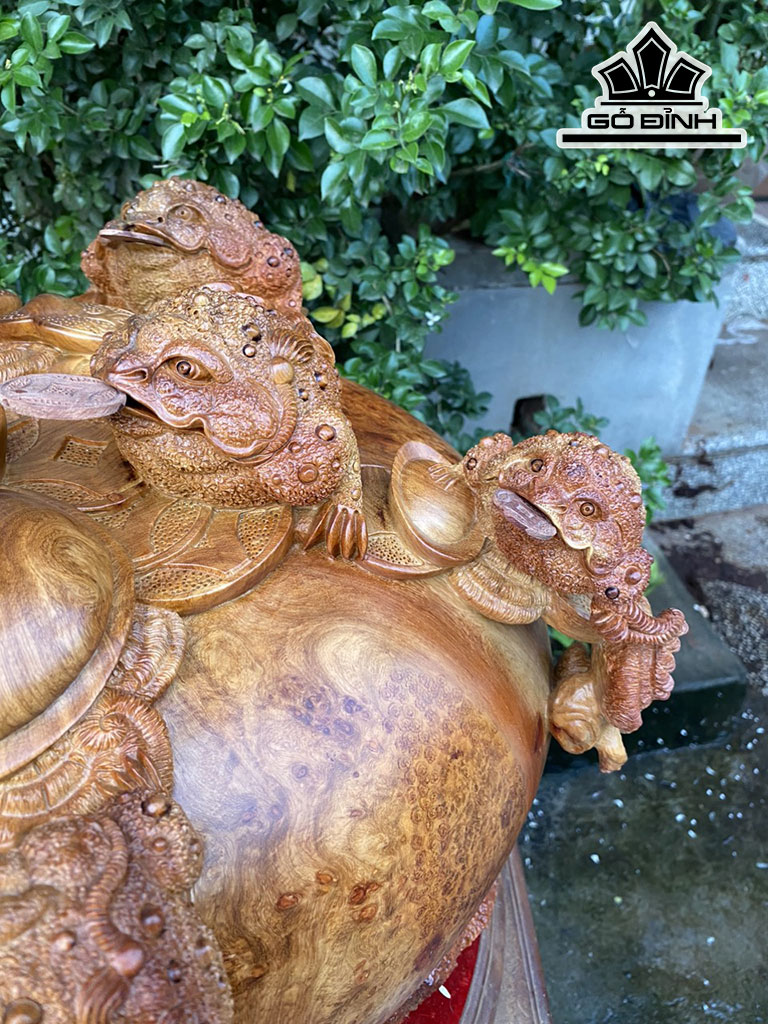 Tượng Ngũ Cóc Chấn Bình Gỗ Nu Hương Cao 42 Ngang 60 Sâu 52 (cm)