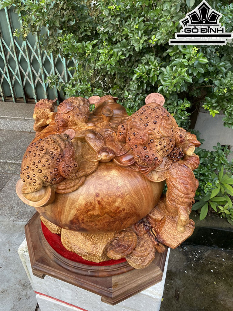 Tượng Ngũ Cóc Chấn Bình Gỗ Nu Hương Cao 42 Ngang 60 Sâu 52 (cm)