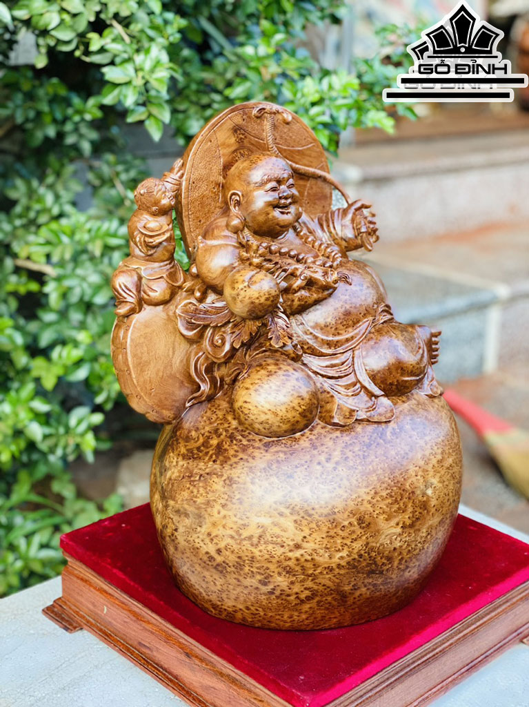 Tượng Phật Di Lặc Ngồi Bao Tiền Gỗ Nu Ngọc Am Cao 38 Ngang 35 Sâu 25 (cm)