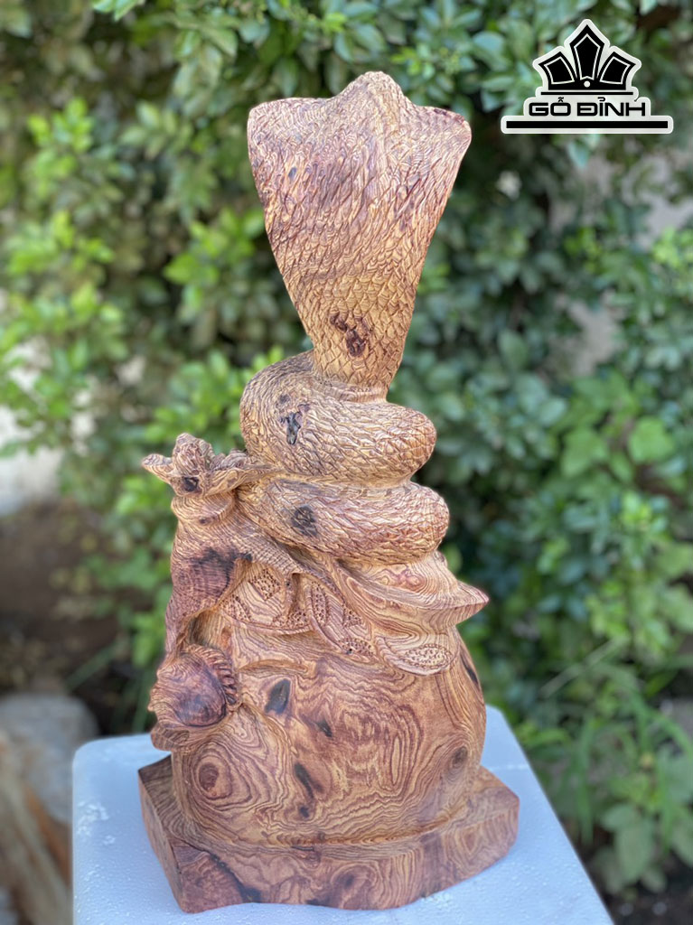 Tượng Rắn Phong Thủy Gỗ Cẩm Cao 44 Ngang 25 Sâu 18 (cm)