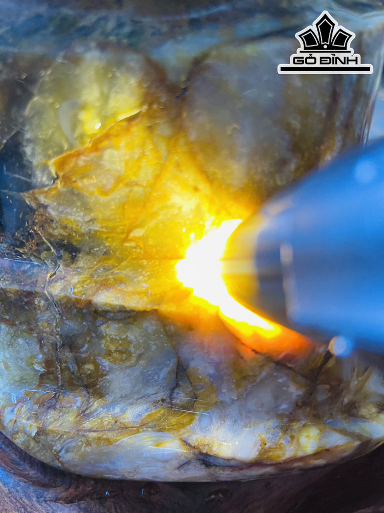 Tác Phẩm Gỗ Hóa Thạch Cao 34 (cm) 6kg