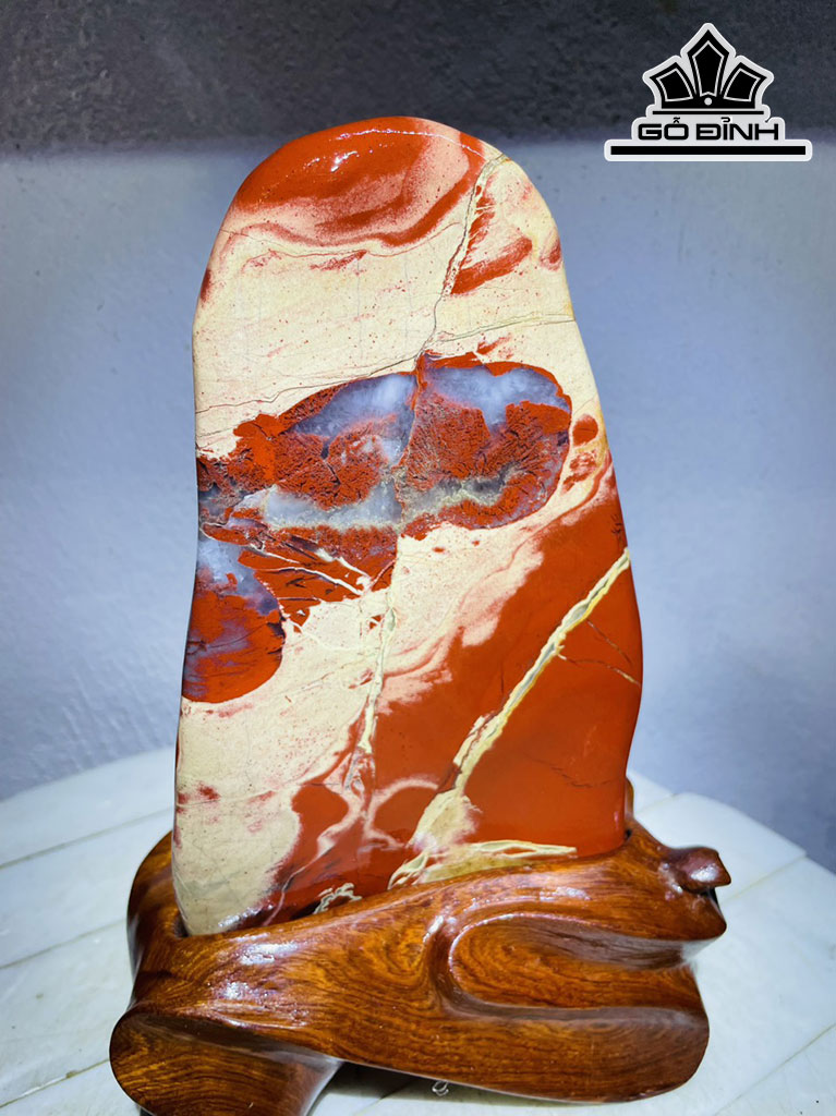 Tác Phẩm Đá Jasper Cao 24 Rộng 12 (cm) 1,8kg