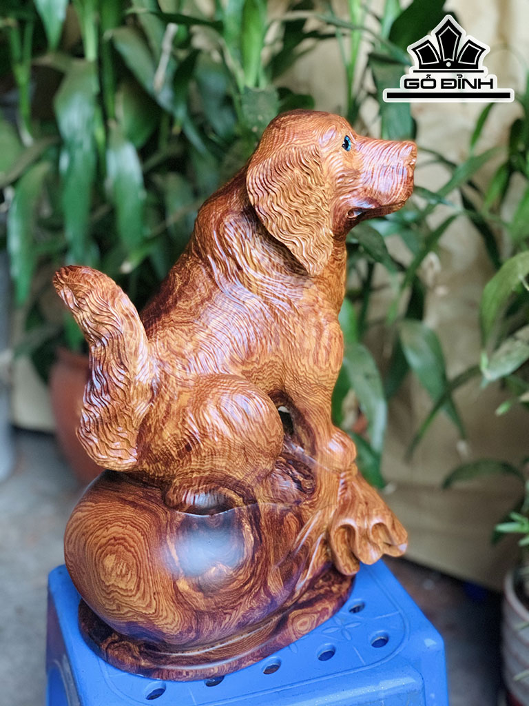 Tượng Chó Gỗ Cẩm Cao 32 Ngang 22 Sâu 20 (cm)