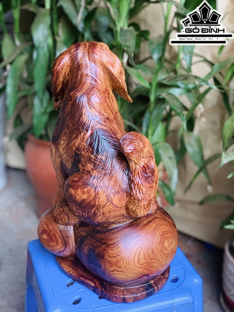 Tượng Chó Gỗ Cẩm Cao 32 Ngang 22 Sâu 20 (cm)