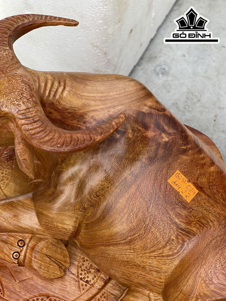 Tượng Trâu Gỗ Hương Cao 27 Ngang 50 Sâu 22 (cm)
