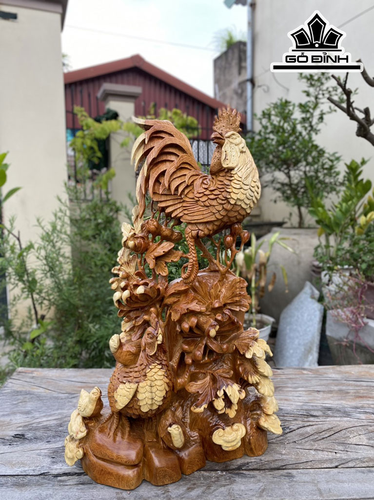 Tượng Gia Đình Gà Gỗ Hương Cao 62 Ngang 38 Sâu 18 (cm)