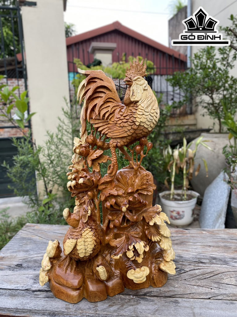 Tượng Gia Đình Gà Gỗ Hương Cao 62 Ngang 38 Sâu 18 (cm)