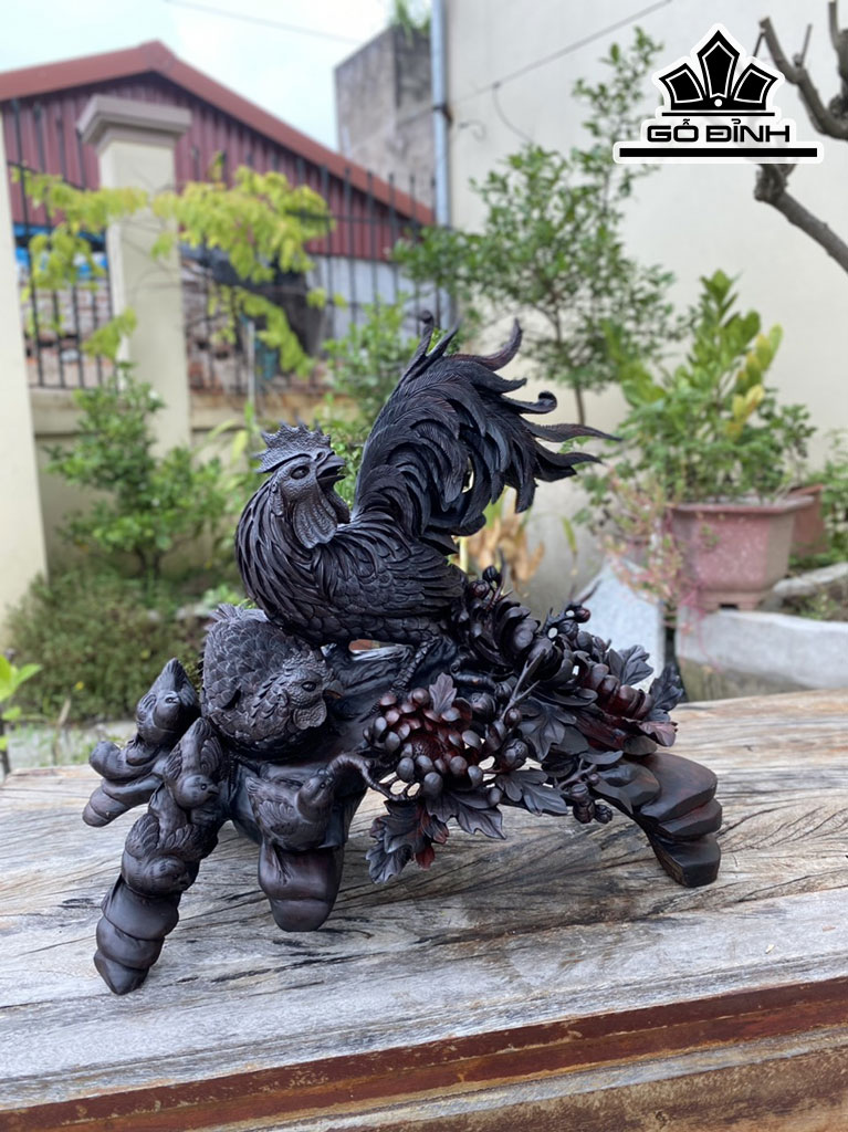 Tượng Gia Đình Gà Gỗ Trắc Cao 45 Ngang 48 Sâu 30 (cm)