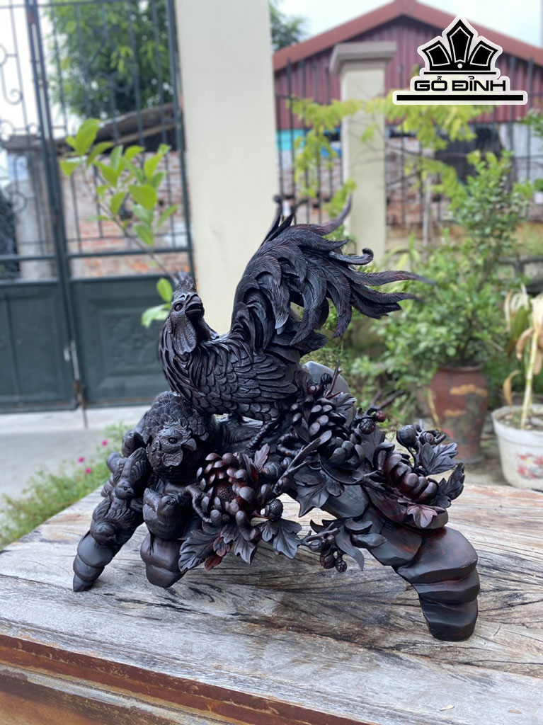 Tượng Gia Đình Gà Gỗ Trắc Cao 45 Ngang 48 Sâu 30 (cm)