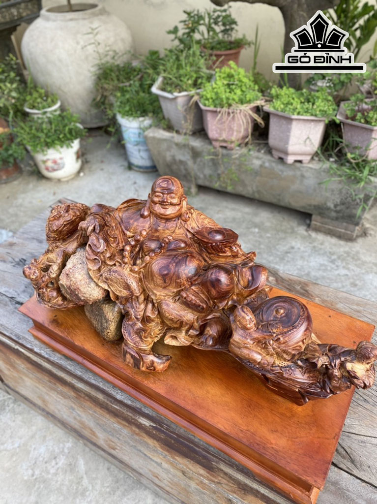 Tượng Phật Di Lặc Gỗ Cẩm Cao 28 Ngang 67 Sâu 31 (cm)