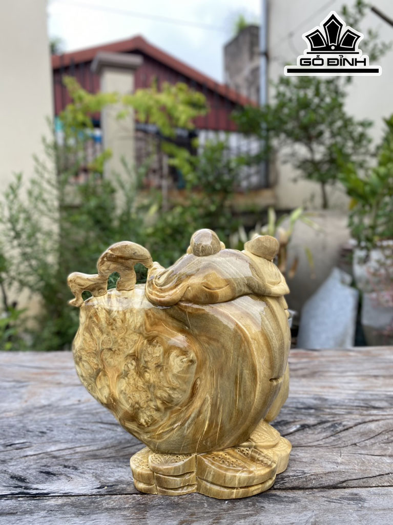 Tượng Phật Di Lặc Gỗ Nu Nghiến Cao 26 Ngang 23 Sâu 15 (cm)