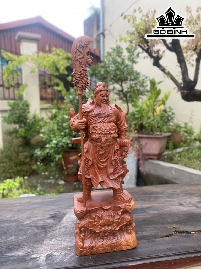 Tượng Quan Công Gỗ Hương Cao 50 Ngang 20 Sâu 12 (cm)