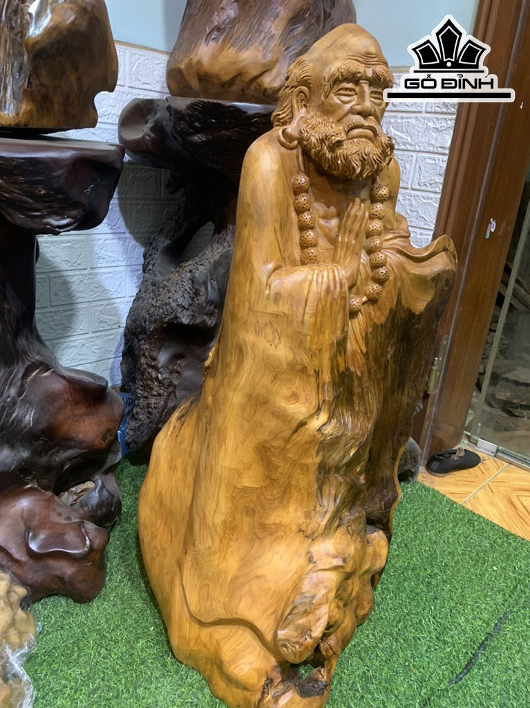 Tượng Đạt Ma Sư Tổ Gỗ Ngọc Am Cao 88 Ngang 50 Sâu 38 (cm)
