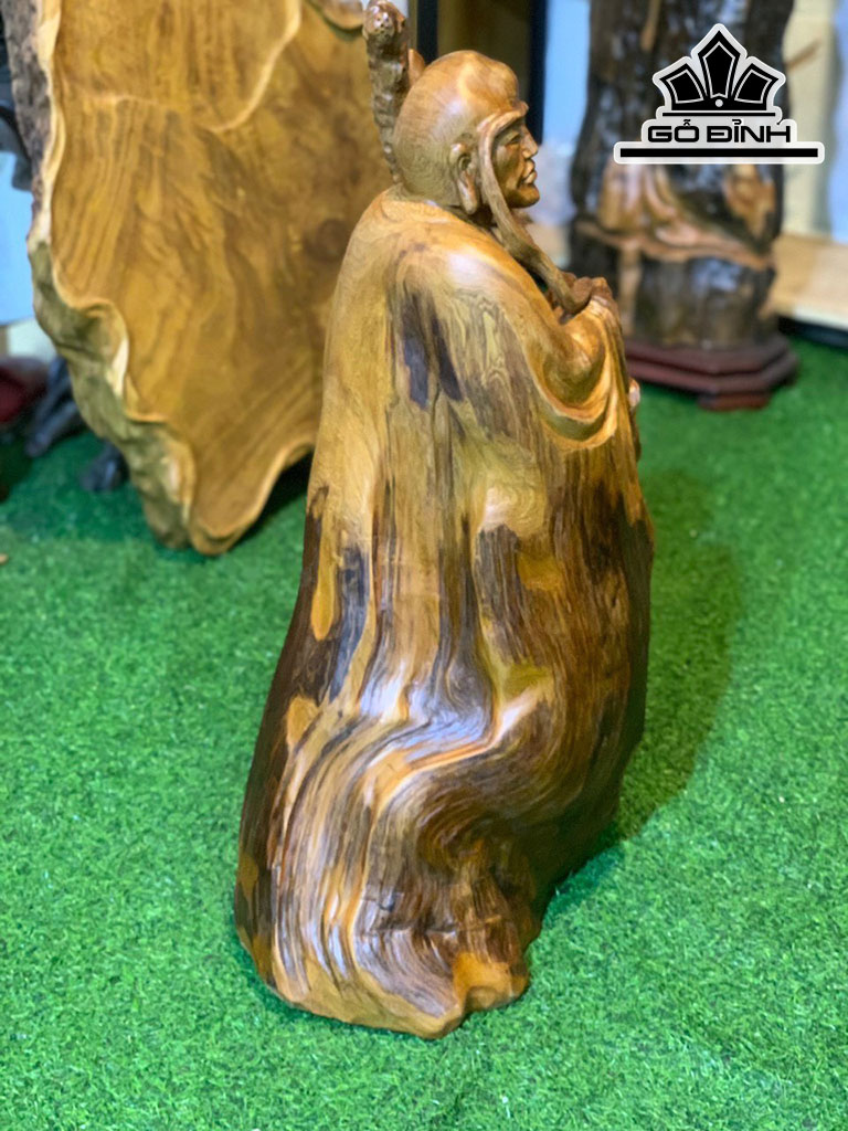 Tượng La Hán Trường Mi Gỗ Ngọc Am Cao 77 Ngang 50 Sâu 34 (cm)