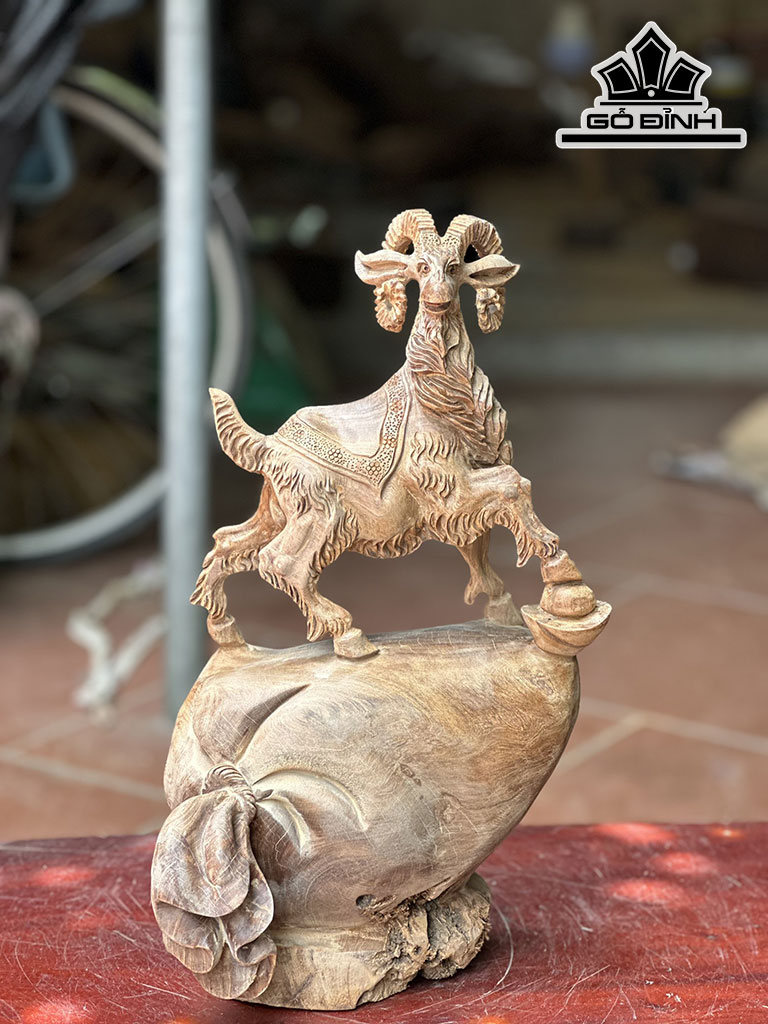 Tượng Nhất Dương Gỗ Ngọc Am Cao 42 Ngang 28 Sâu 18 (cm)