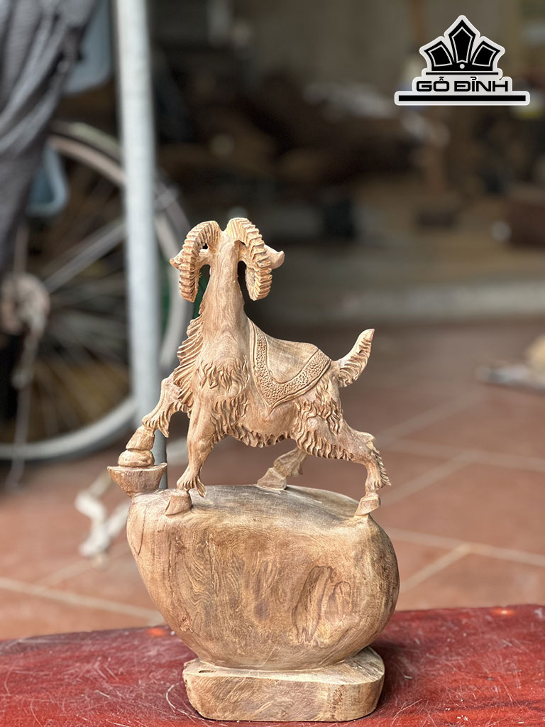 Tượng Nhất Dương Gỗ Ngọc Am Cao 42 Ngang 28 Sâu 18 (cm)