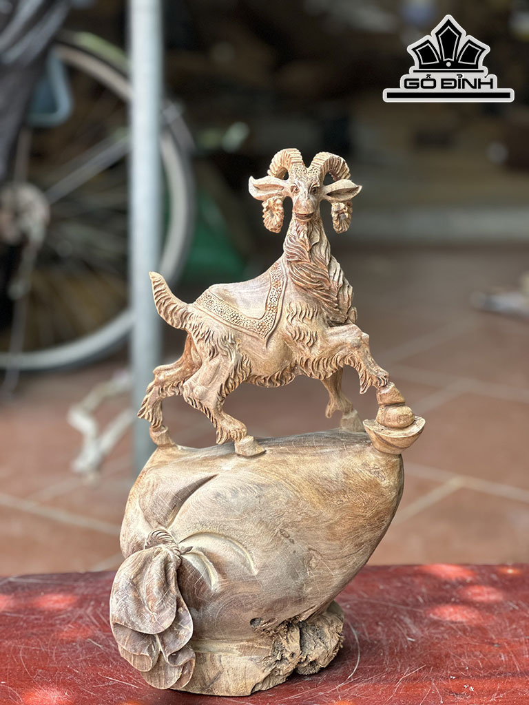 Tượng Nhất Dương Gỗ Ngọc Am Cao 42 Ngang 28 Sâu 18 (cm)