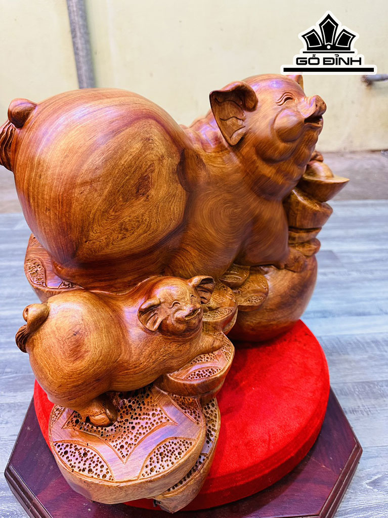 Tượng Heo Gỗ Hương Cao 36 Ngang 48 Sâu 44 (cm)