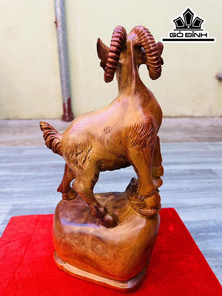 Tượng Nhất Dương Gỗ Hương Cao 43 Ngang 21 Sâu 15 (cm)