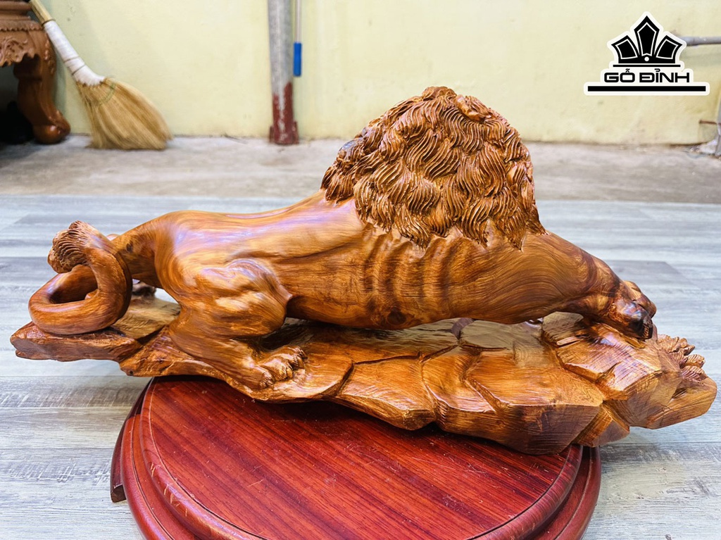 Tượng Sư Tử Gỗ Hương Cao 27 Ngang 72 Sâu 21 (cm)