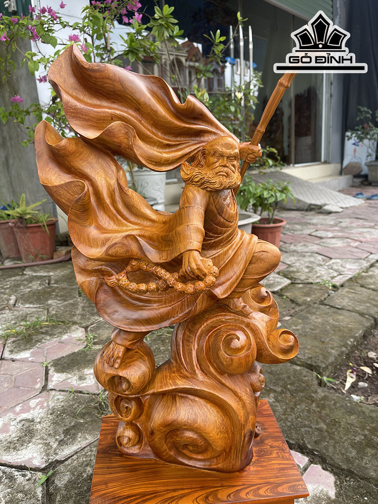 Tượng Đạt Ma Sư Tổ Gỗ Hương Cao 60 Ngang 33 Sâu 22 (cm)