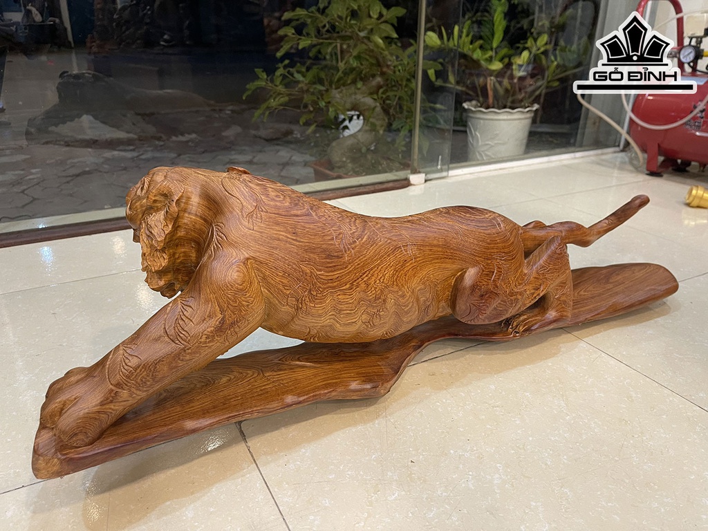 Tượng Hổ Phong Thủy Gỗ Hương Cao 28 Ngang 90 Sâu 21 (cm)