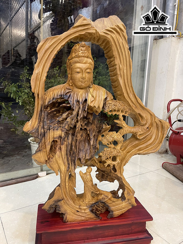 Tượng Nhất Tâm Bái Phật Gỗ Dổi Cao 72 Ngang 52 Sâu 15 (cm)