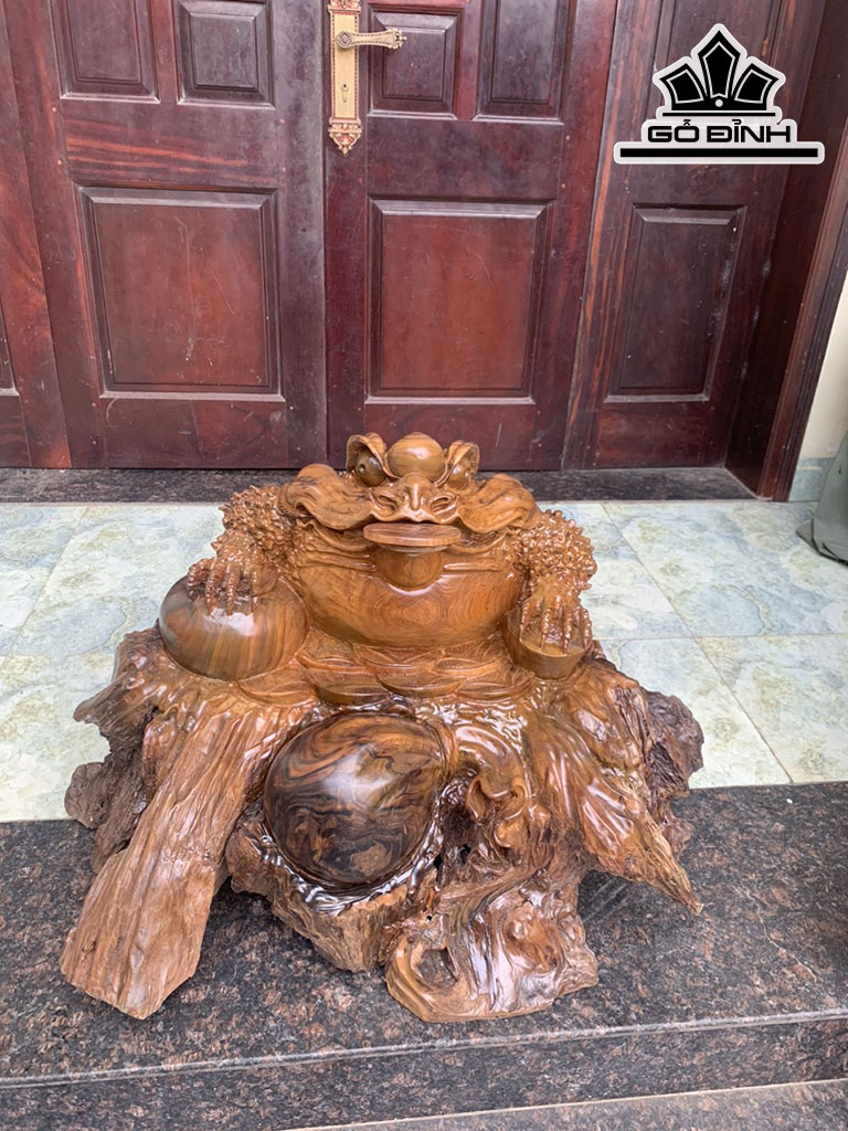 Tượng Thiềm Thừ Gỗ Bách Xanh Cao 60 Ngang 75 Sâu 60 (cm)