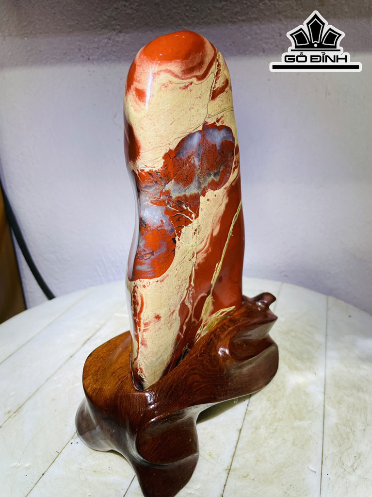 Tác Phẩm Đá Jatpo Cao 24 Ngang 12 (cm) 1,8kg