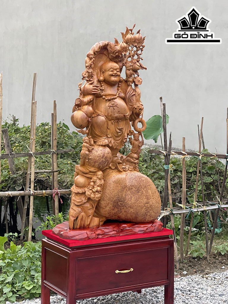 Tượng Phật Di Lặc Gỗ Nu Hương Cao 136 Ngang 70 Sâu 35 (cm)