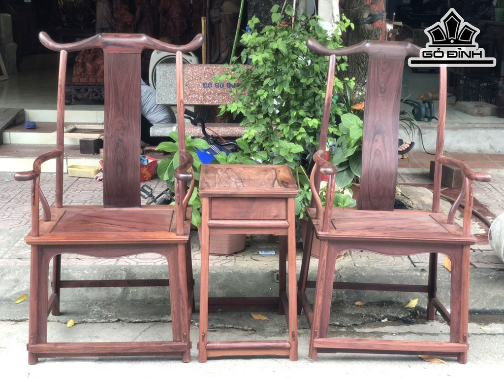 Bộ Tai Quan Gỗ Cẩm Ghế  Mặt 62-50 Cao 127 Đôn 48-38 Cao 70 (cm)