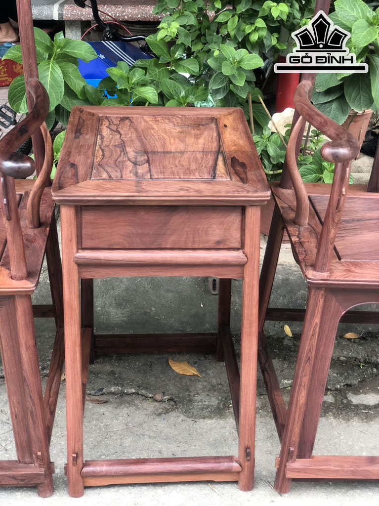 Bộ Tai Quan Gỗ Cẩm Ghế  Mặt 62-50 Cao 127 Đôn 48-38 Cao 70 (cm)