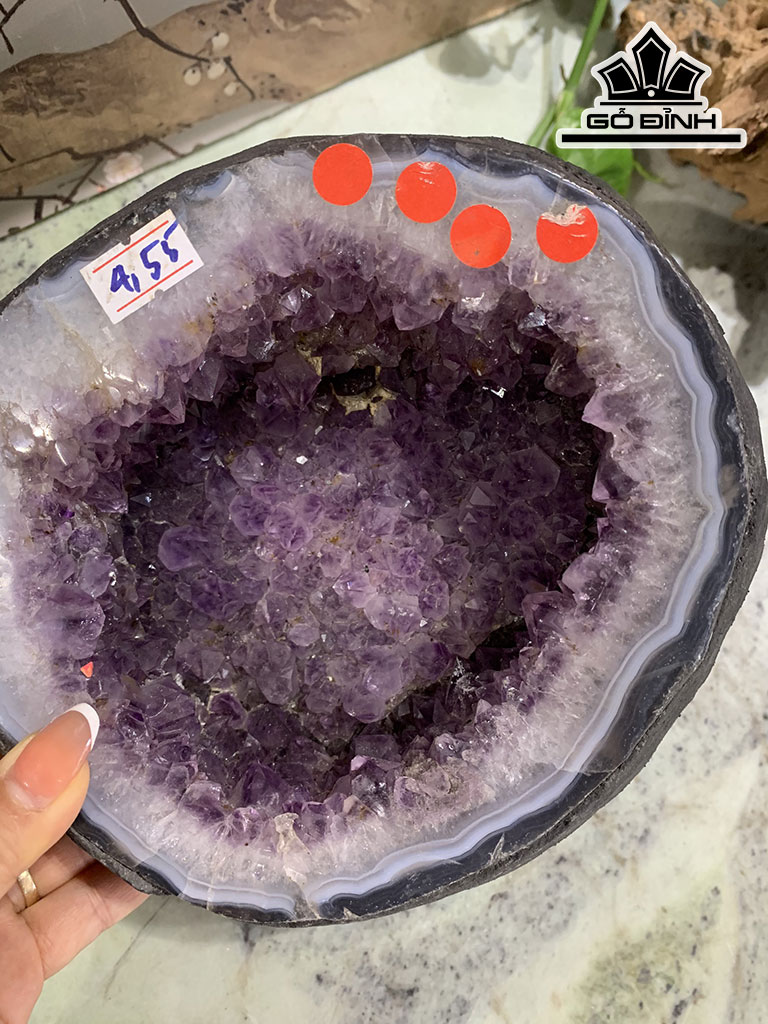 Động Đá Thạch Anh Tím Cao 13 Ngang 18 Sâu 19 (cm) 4,55kg