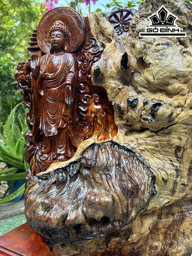 Tượng Phật Tổ Gỗ Hương Cao 51 Ngang 45 Sâu 21 (cm)