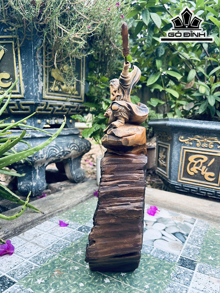Tượng Quan Công Gỗ Bách Xanh Cao 38 Ngang 20 Sâu 10 (cm)