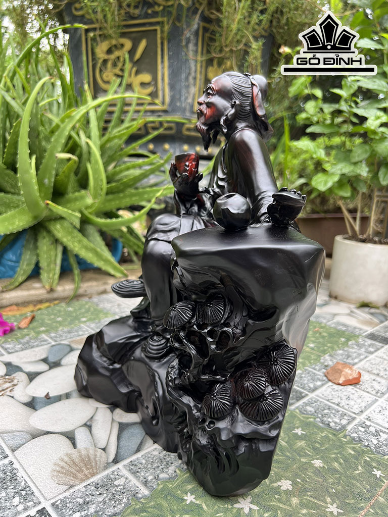 Tượng Thần Trà Gỗ Trắc Cao 29 Ngang 28 Sâu 20 (cm)