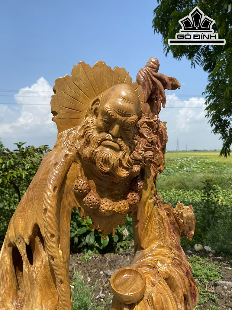 Tượng Đạt Ma Sư Tổ Gỗ Dổi Cao 133 Ngang 55 Sâu 30 (cm)