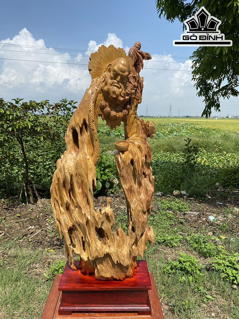 Tượng Đạt Ma Sư Tổ Gỗ Dổi Cao 133 Ngang 55 Sâu 30 (cm)