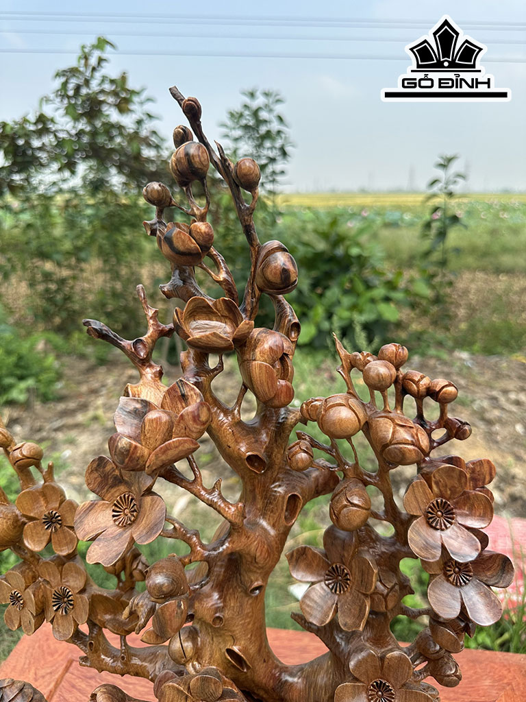 Tượng Mai Trĩ Gỗ Bách Xanh Cao 56 Ngang 37 Sâu 15 (cm)