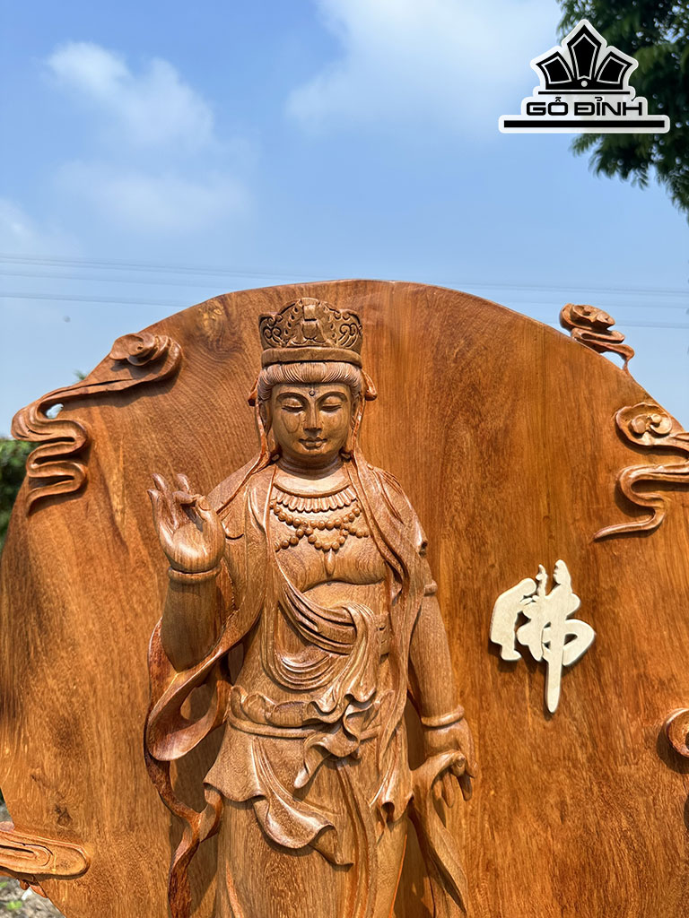 Tượng Phật Quan Thế Âm Bồ Tát Gỗ Hương Cao 103 Ngang 72 Sâu 32 (cm)