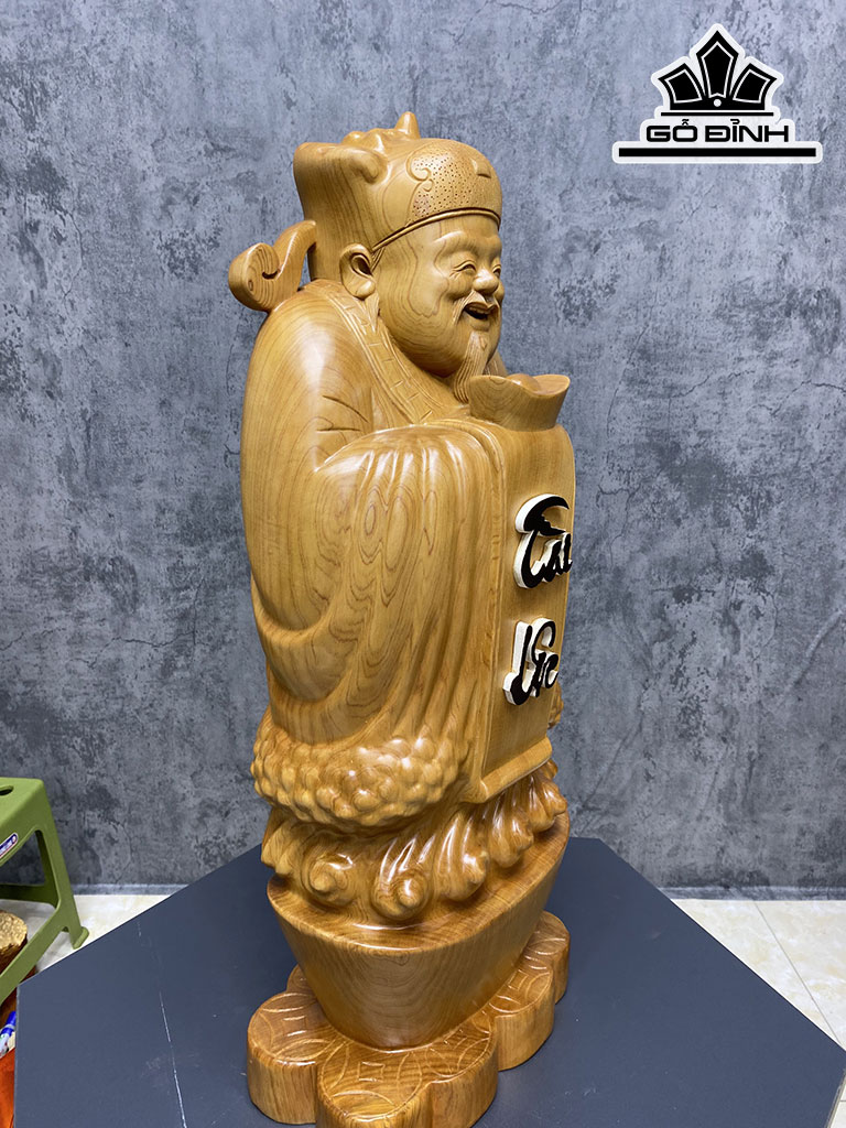 Tượng Thần Tài Gỗ Pơ Mu Cao 68 Ngang 28 Sâu 20 (cm)