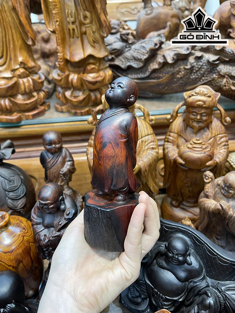 Tượng Tùy Duyên Gỗ Trắc Cao 15 Ngang 6 Sâu 6 (cm)