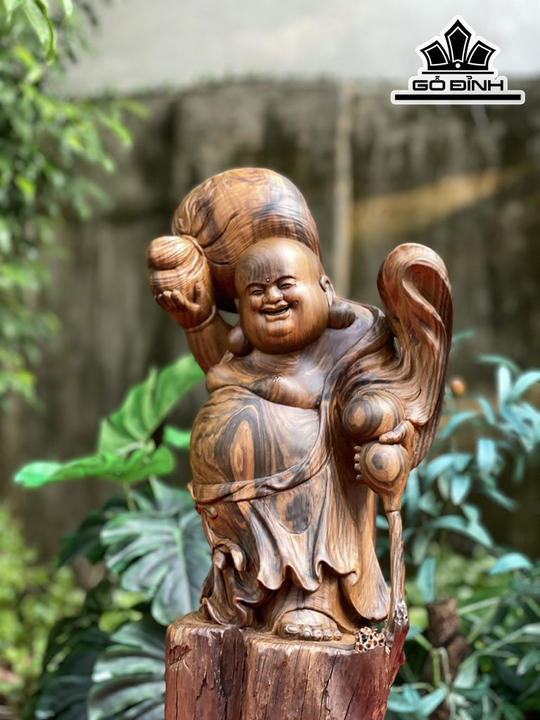 Tượng Phật Di Lặc Gỗ Bách Xanh Cao 55 Ngang 25 Sâu 22 (cm)