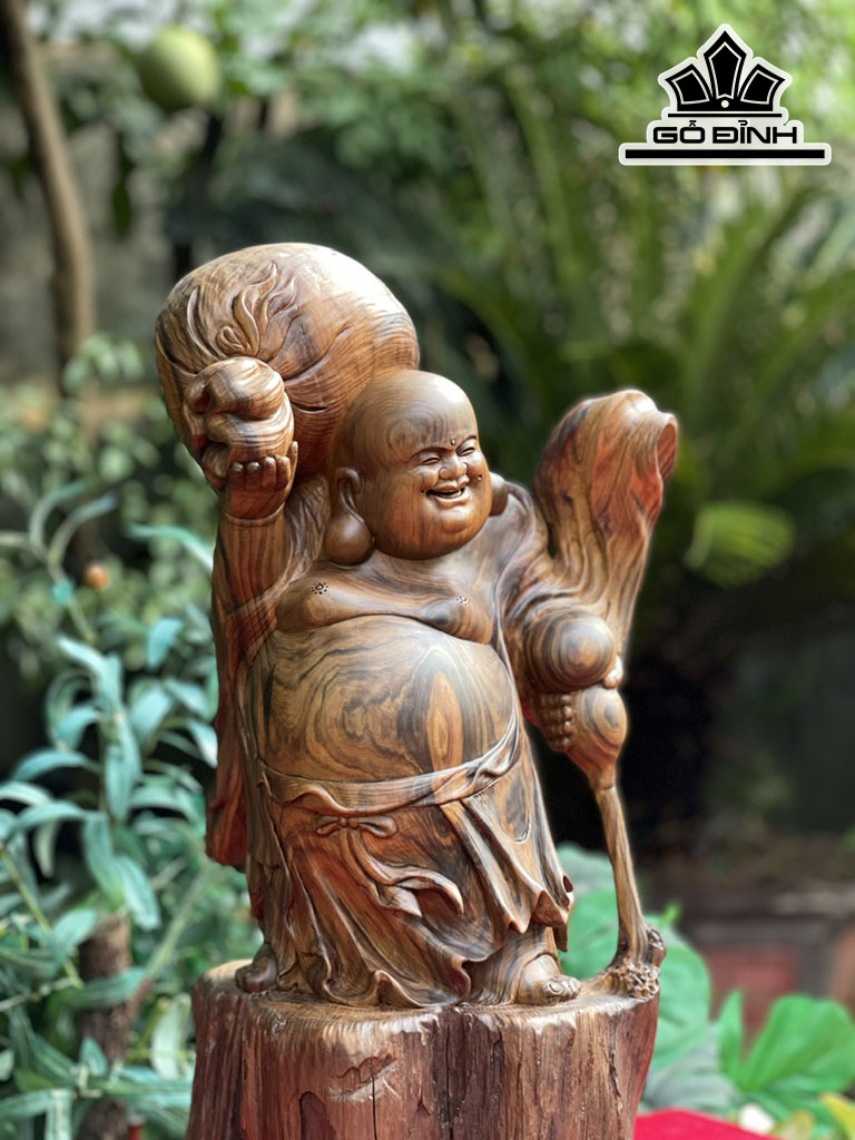 Tượng Phật Di Lặc Gỗ Bách Xanh Cao 55 Ngang 25 Sâu 22 (cm)