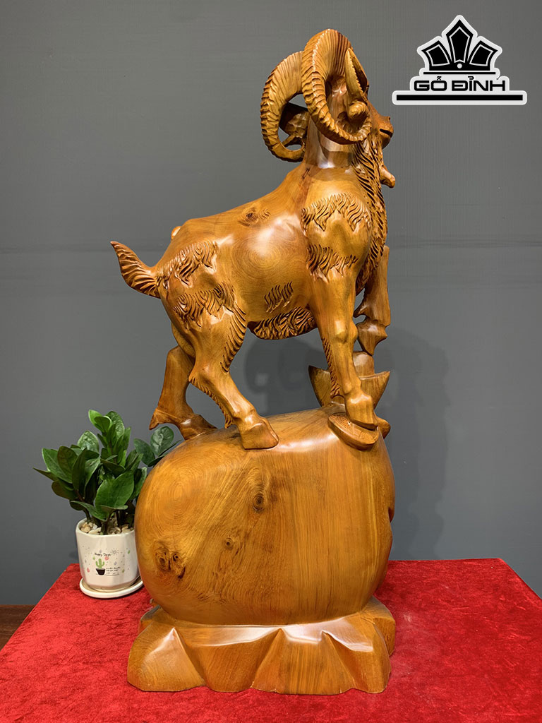 Tượng Nhất Dương Gỗ Hương Cao 73 Ngang 33 Sâu 18 (cm)