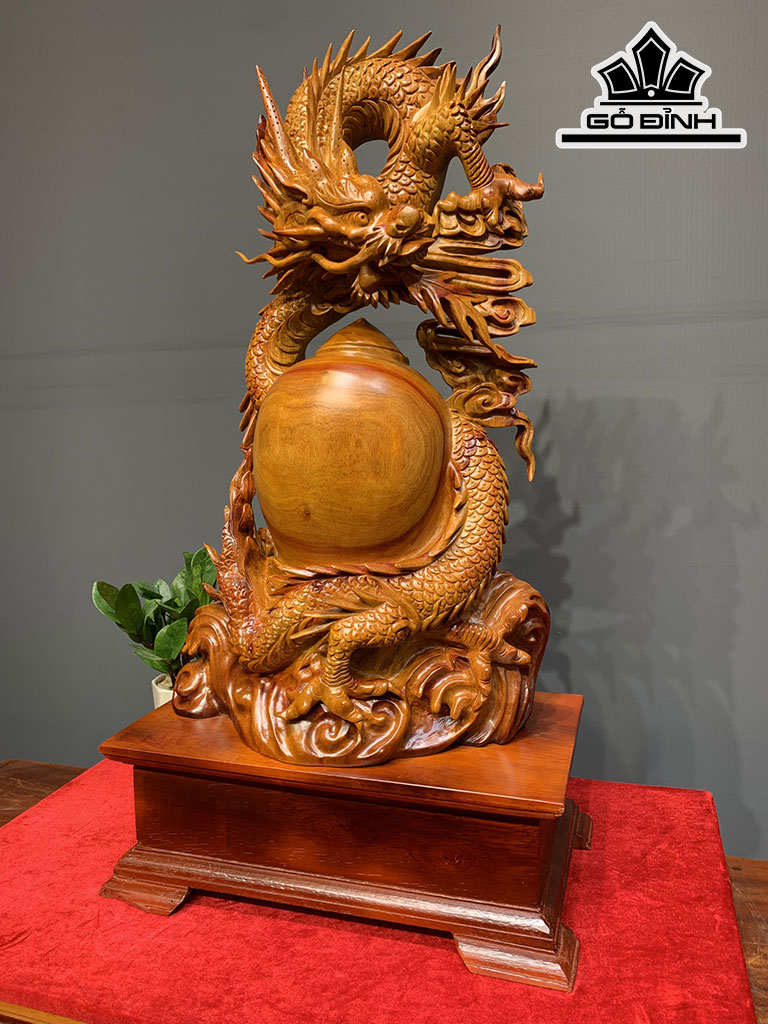 Tượng Nhất Long Quấn Chum Gỗ Hương Cao 76 Ngang 42 Sâu 26 (cm)